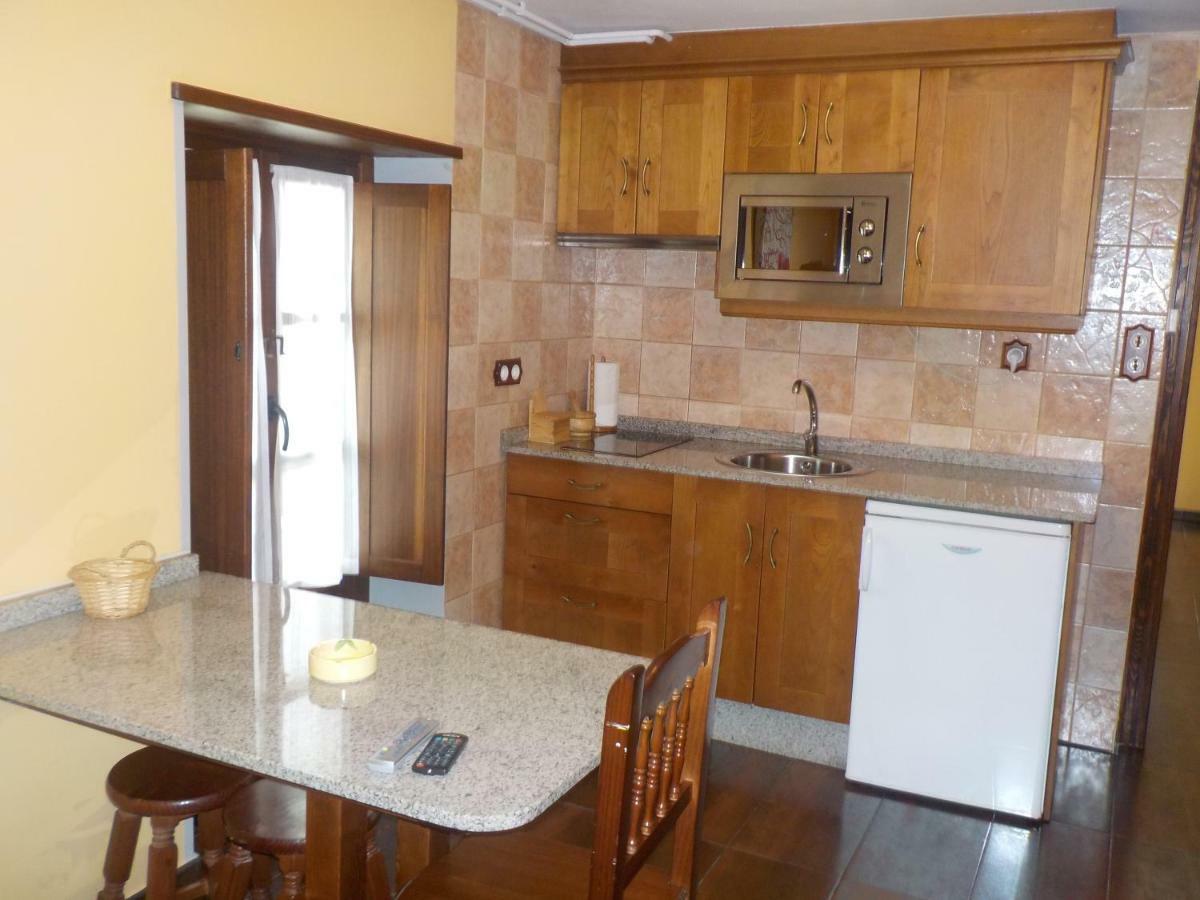 Apartamentos Rurales La Husteriza Ruenes Exterior foto